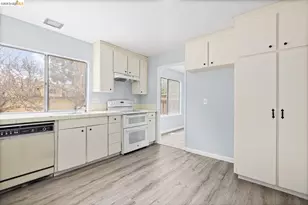 36957 Reynolds Dr, Fremont, CA 94536 - Photo 8