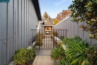 1942 Rancho Verde Circle E, Danville, CA 94526 - Photo 4