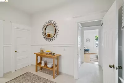 2923 Wheeler Street, Berkeley, CA 94705 - Photo 8