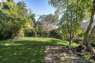 800 Trestle Glen Rd, Oakland, CA 94610 - Photo 42