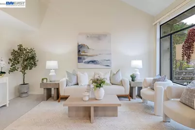 711 Lakemont Pl #4, San Ramon, CA 94582 - Photo 2