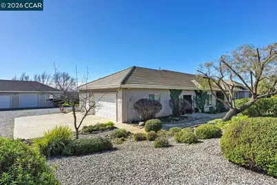 5475 Ferseyna Way, Valley Springs, CA 95252 - Photo 8