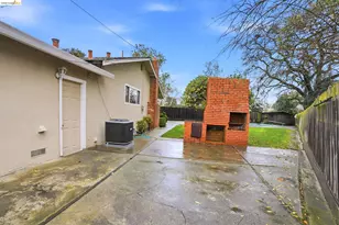 2758 Wexford Dr, Concord, CA 94519 - Photo 34