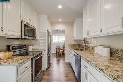 1807 Magnolia Way, Walnut Creek, CA 94595 - Photo 8