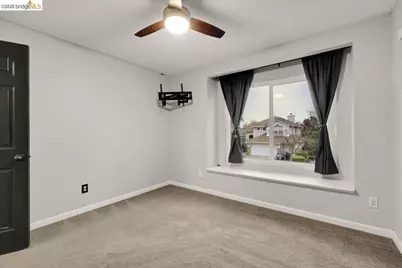 385 Farmington Cir, Roseville, CA 95678 - Photo 42