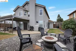 385 Farmington Cir, Roseville, CA 95678 - Photo 10