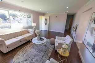 2513 Logsden Way, San Jose, CA 95122 - Photo 8