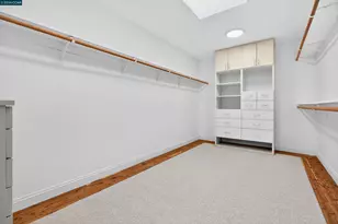 5906 Bruns Ct, Oakland, CA 94611 - Photo 18