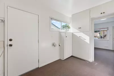 22079 Queen St, Castro Valley, CA 94546 - Photo 14