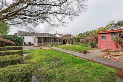 22079 Queen St, Castro Valley, CA 94546 - Photo 18