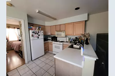 1826 Vicksburg Ave, Oakland, CA 94601 - Photo 6