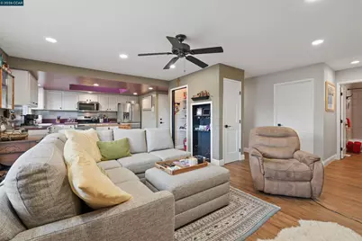 1630 Cayucos Dr, Walnut Creek, CA 94597 - Photo 20