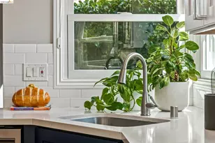 2465 Alida St, Oakland, CA 94602 - Photo 18