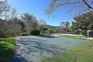 7875 Canyon Meadow Circle, Pleasanton, CA 94588 - Photo 50