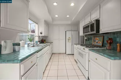 1827 Stratton Cir, Walnut Creek, CA 94598 - Photo 8