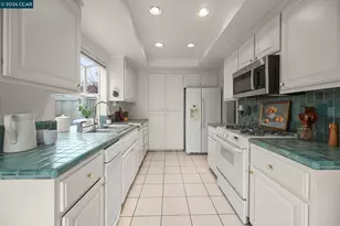 1827 Stratton Cir, Walnut Creek, CA 94598 - Photo 8