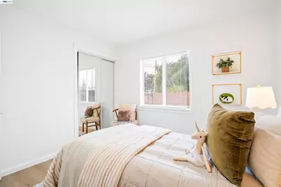 1497 Via Manzanas, San Lorenzo, CA 94580 - Photo 20