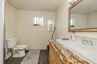 252 Clover Rd, Tracy, CA 95376 - Photo 12