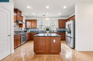 6759 Mariposa Ln, Dublin, CA 94568 - Photo 12