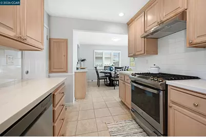 2036 Rockne Dr, Concord, CA 94518 - Photo 10