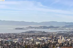 11 Hawks Hill Ct, Oakland, CA 94618 - Photo 34