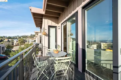 11 Hawks Hill Court, Oakland, CA 94618 - Photo 24