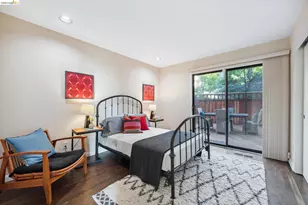 11 Hawks Hill Ct, Oakland, CA 94618 - Photo 52