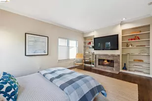 11 Hawks Hill Ct, Oakland, CA 94618 - Photo 40