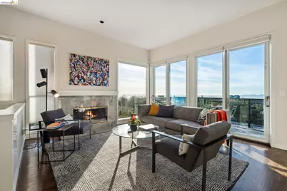 11 Hawks Hill Court, Oakland, CA 94618 - Photo 8