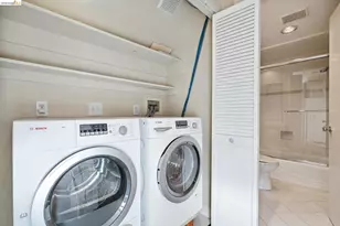 11 Hawks Hill Ct, Oakland, CA 94618 - Photo 50