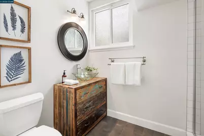 28 Southwood Dr, Orinda, CA 94563 - Photo 26