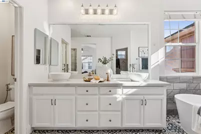 3989 Strafford Ct, Dublin, CA 94568 - Photo 16