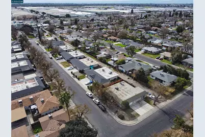 2500 Haddon Avenue, Modesto, CA 95354 - Photo 36