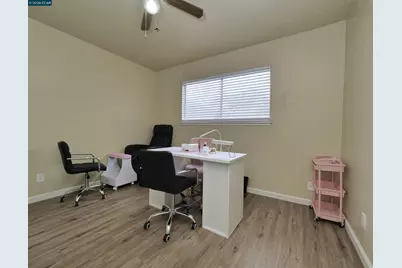 220 Kingston Lane, Modesto, CA 95354 - Photo 36