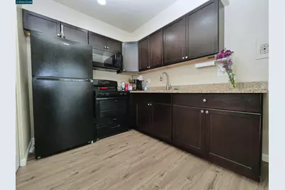 220 Kingston Lane, Modesto, CA 95354 - Photo 32