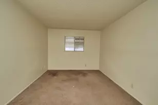 216 Kingston Ln, Modesto, CA 95354 - Photo 22