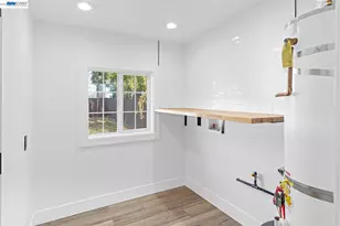 968 62nd St, Oakland, CA 94608 - Photo 26