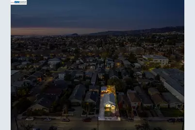 968 62nd St, Oakland, CA 94608 - Photo 6
