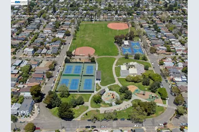 968 62nd St, Oakland, CA 94608 - Photo 50