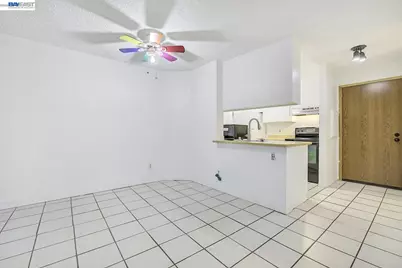 29300 Dixon St #207, Hayward, CA 94544 - Photo 6