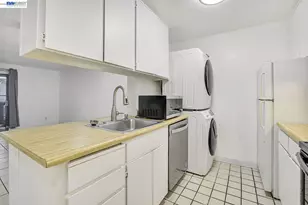 29300 Dixon St, Hayward, CA 94544 - Photo 8