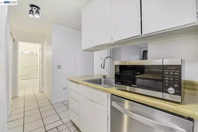 29300 Dixon St #207, Hayward, CA 94544 - Photo 10