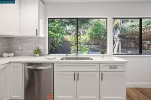 2185 Greenridge Dr, Richmond, CA 94803 - Photo 12