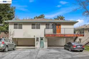 2204 Segundo Ct, Pleasanton, CA 94588 - Photo 2