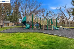 2204 Segundo Ct, Pleasanton, CA 94588 - Photo 36