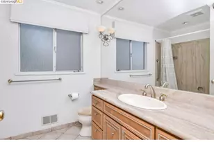 558 Lakewood Cir, Walnut Creek, CA 94598 - Photo 22