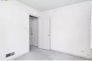 558 Lakewood Cir, Walnut Creek, CA 94598 - Photo 24