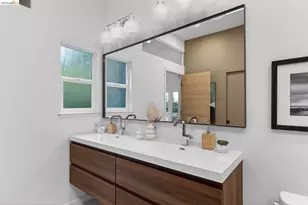 104 Capricorn Ave, Oakland, CA 94611 - Photo 30