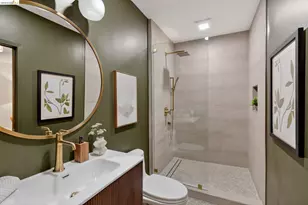 104 Capricorn Ave, Oakland, CA 94611 - Photo 40