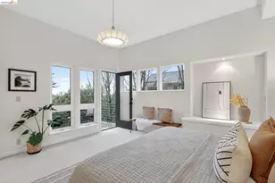 104 Capricorn Ave, Oakland, CA 94611 - Photo 26